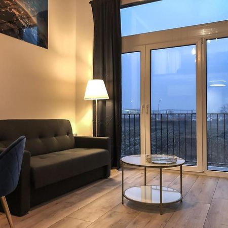Airport Apartment Вроцлав Екстер'єр фото