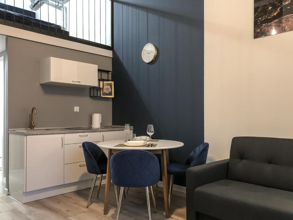 Airport Apartment Вроцлав Екстер'єр фото