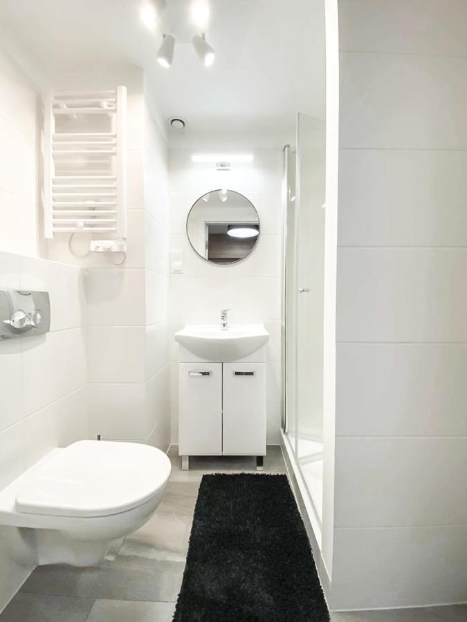 Airport Apartment Вроцлав Екстер'єр фото