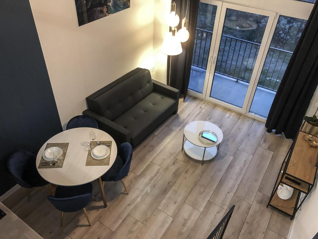 Airport Apartment Вроцлав Екстер'єр фото